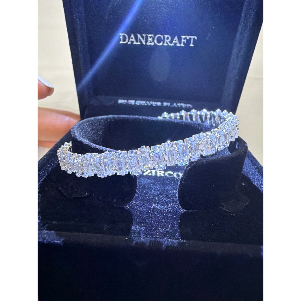 Danecraft Silver Plated Emerald Cut Cubic Zirconia Cuff Bracelet Lighted Box